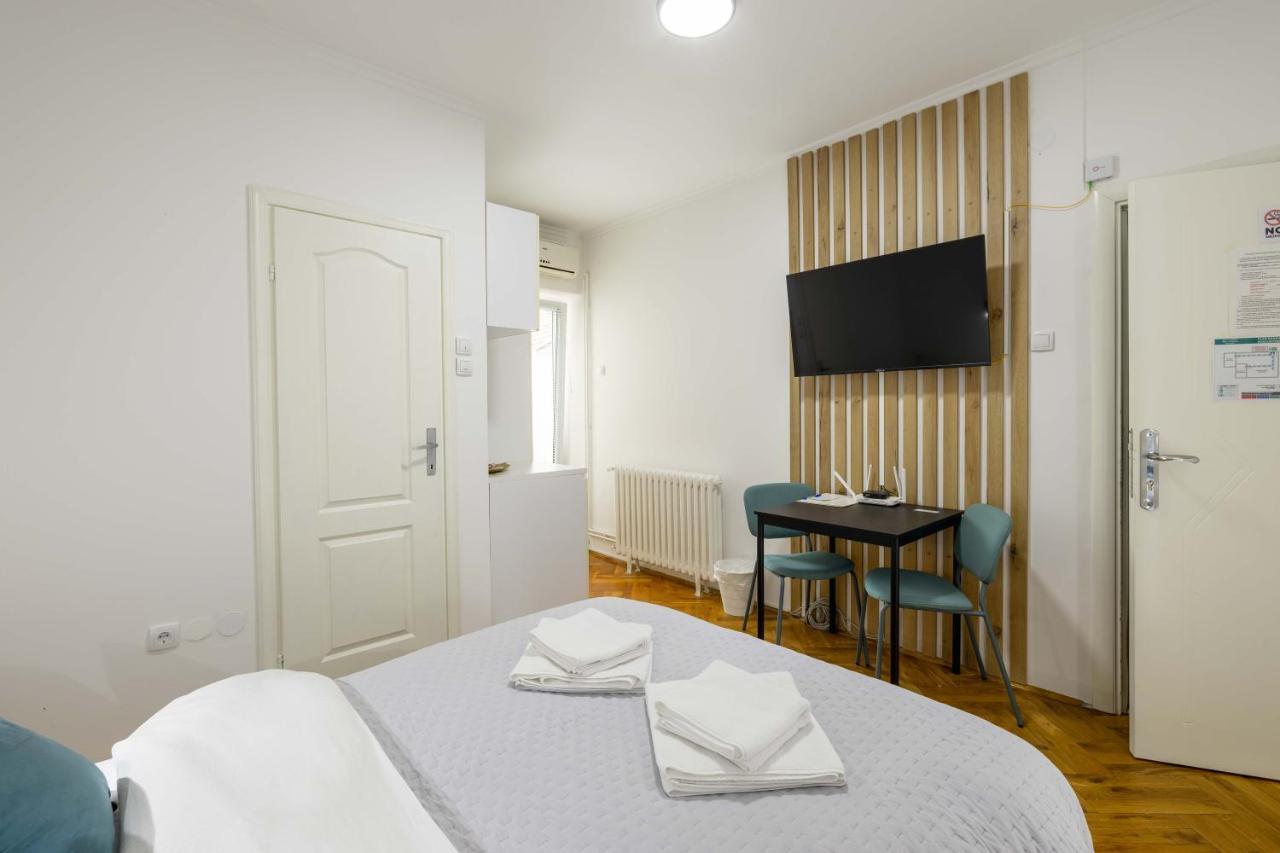 Old Town Rooms Novi Sad Exterior photo